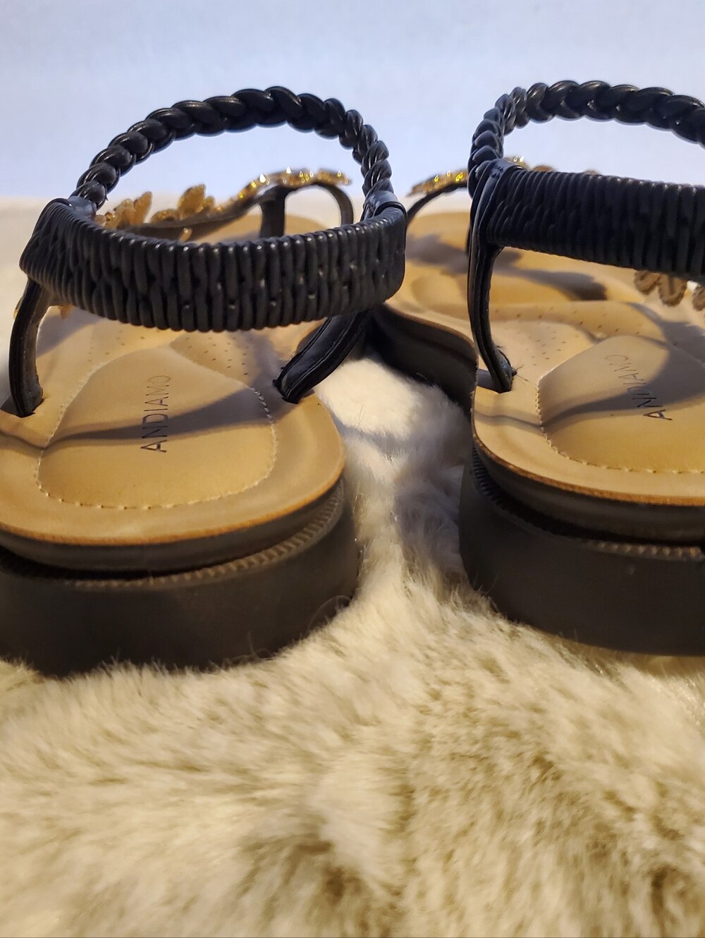Andiamo Floral Jeweled T-Strap Sandals Size 11m - Picture 5 of 7